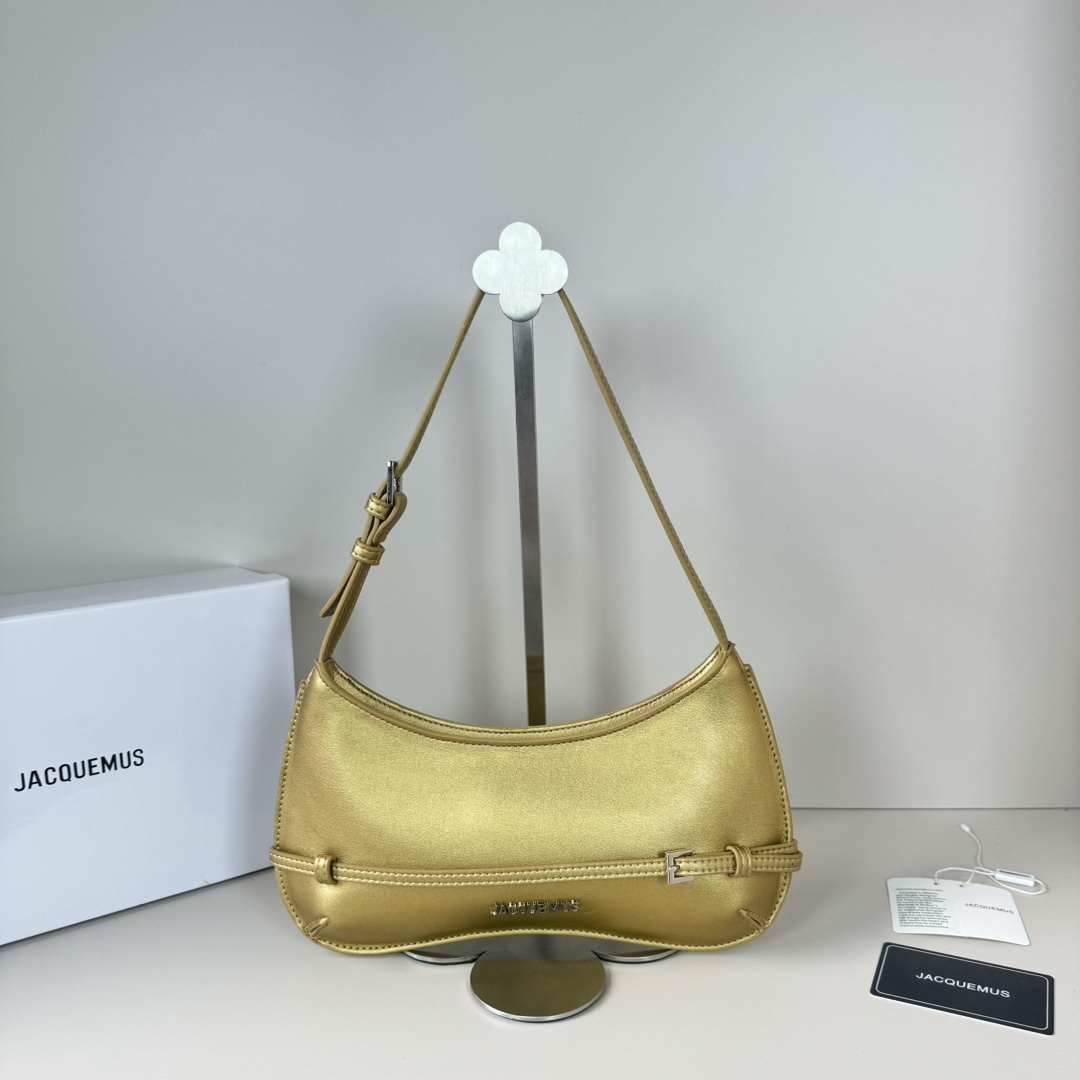 Jacquemus Hobo Bags - Click Image to Close